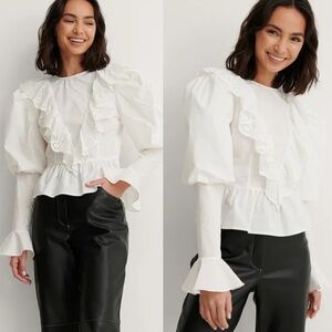 NA-KD Cotton Anglaise Blouse